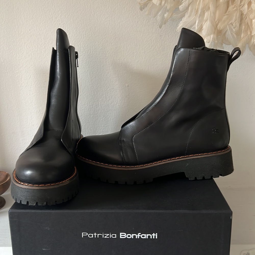 NIB Patrizia Bonfanti Italian Leather Combat Boots